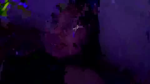 Snapshot of lilyhotson chatting on May 2026 03:47:02 AM Lily online show from May 2026 03:47:02 AM