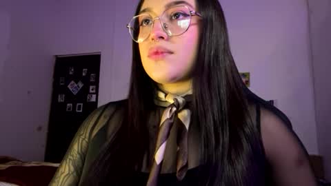 Snapshot of lilyhotson chatting on June 2026 01:12:02 AM Lily online show from June 2026 01:12:02 AM