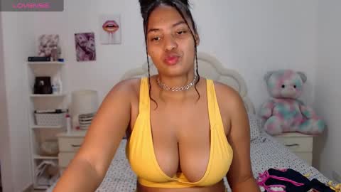 Lily.. online show from January 2025 10:19:01 PM