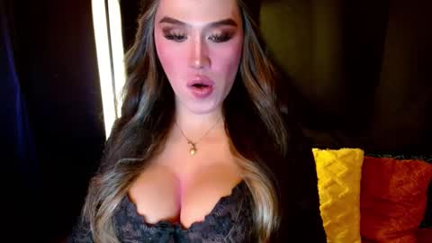 Snapshot of lilymonstercock chatting on January 2025 05:09:01 AM IM YOUR TRUE GODESS Lilymonstercock online show from January 2025 05:09:01 AM