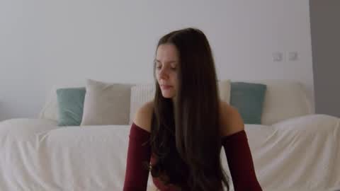 Snapshot of lilyroselyn chatting on December 2025 11:41:01 AM Lily online show from December 2025 11:41:01 AM