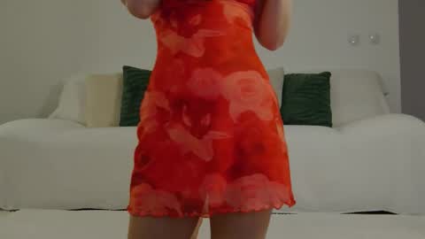 Snapshot of lilyroselyn chatting on February 2026 10:30:02 PM Lily online show from February 2026 10:30:02 PM