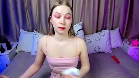 Lilian online show from March 2025 03:35:01 AM