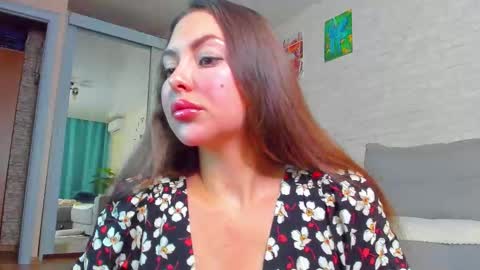 lilyt_007 online show from October 2025 01:25:02 AM