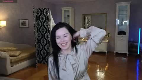 lina_flore online show from April 2026 07:37:01 PM