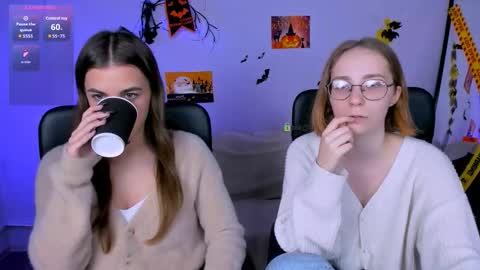 lina_fox12 online show from October 2025 12:34:02 PM