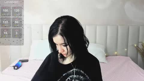 lina_moony online show from January 2026 02:17:01 AM