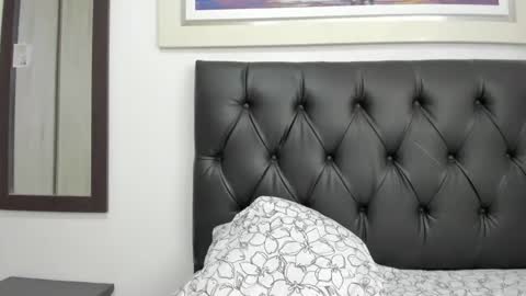 lina  online show from January 2025 07:39:02 PM