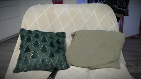 Lina -  online show from December 2024 06:12:02 AM