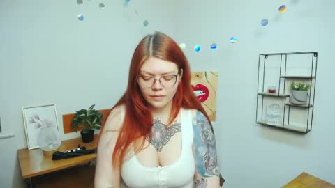 Snapshot of lina_ri chatting on May 2026 04:59:02 PM lina_ri online show from May 2026 04:59:02 PM