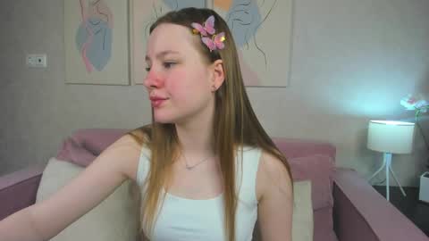 Snapshot of lina_smilee chatting on May 2026 01:12:02 AM Lina online show from May 2026 01:12:02 AM