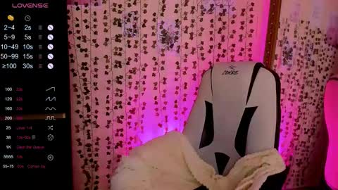 Lina online show from March 2026 02:39:01 AM