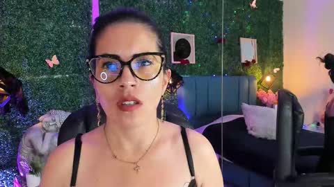 Snapshot of linagh chatting on January 2026 11:56:01 AM Lina online show from January 2026 11:56:01 AM