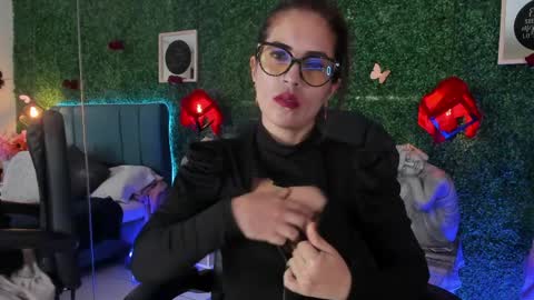 Snapshot of linagh chatting on March 2026 01:11:02 PM Lina online show from March 2026 01:11:02 PM