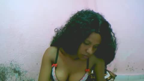 linah1123 online show from January 2026 01:52:02 AM