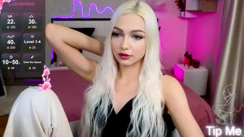 I am Lina online show from September 2025 02:21:01 PM