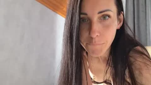 Snapshot of linalivee chatting on July 2026 10:09:01 AM LinaLivee online show from July 2026 10:09:01 AM
