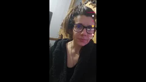 Lina online show from January 2025 08:47:02 PM