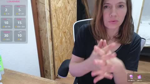 Lina online show from February 2025 05:14:01 PM