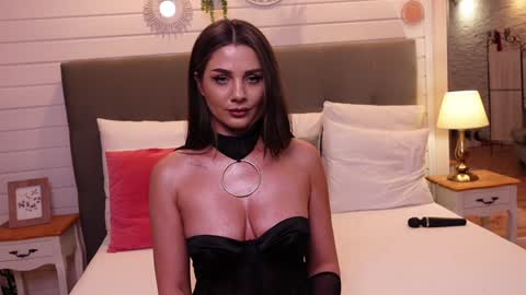 LinaReese online show from January 2025 08:21:01 AM