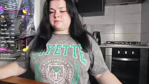 Lina online show from September 2025 06:46:02 AM