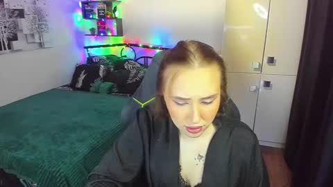 Lina online show from February 2026 10:57:02 PM