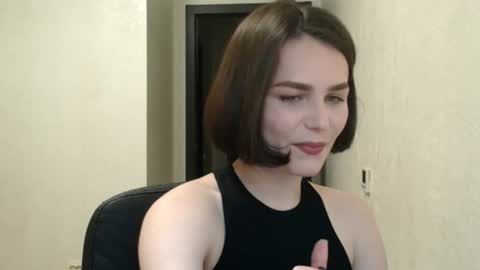 Snapshot of linda_aa chatting on June 2026 07:49:02 PM Linda online show from June 2026 07:49:02 PM