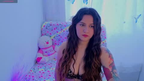 Snapshot of linda_bellucci374516 chatting on April 2026 10:23:02 PM Linda online show from April 2026 10:23:02 PM