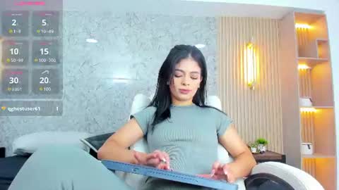 Snapshot of linda_cooper_ chatting on July 2026 11:24:01 AM LINDA online show from July 2026 11:24:01 AM
