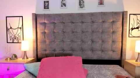 Linda Fosterr online show from January 2026 07:28:02 PM