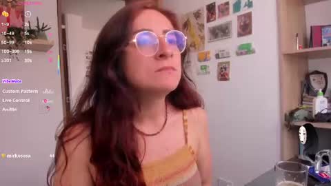 Snapshot of linda_giggle chatting on June 2026 08:18:02 PM Giggles online show from June 2026 08:18:02 PM