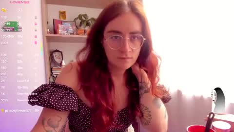 Snapshot of linda_giggle chatting on July 2026 03:37:02 PM Giggles online show from July 2026 03:37:02 PM