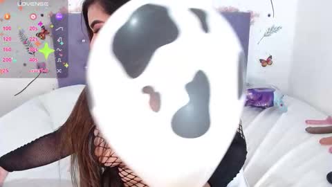 Linda  online show from February 2026 09:26:02 PM