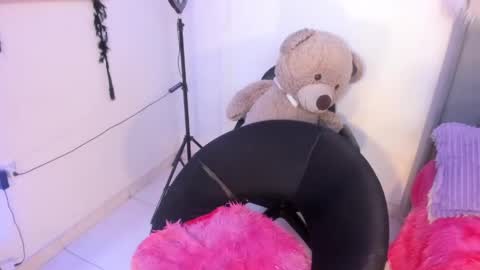 Snapshot of linda_milleer_ chatting on May 2026 11:46:01 PM Lindaa maria online show from May 2026 11:46:01 PM