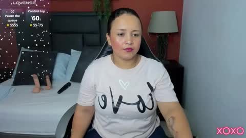Snapshot of linda_rios_ chatting on December 2025 03:03:02 AM L I N D A online show from December 2025 03:03:02 AM