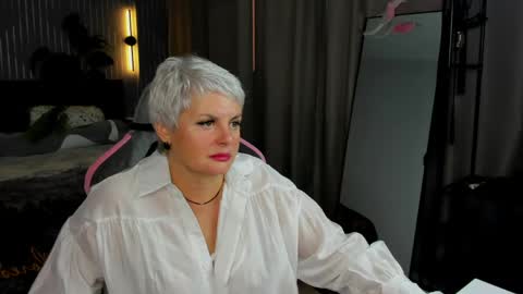 Linda Zefir online show from April 2026 09:26:02 AM