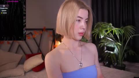 your Linda is back online show from November 2025 04:36:01 AM