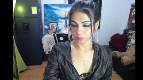 lindsey_2023 online show from February 2025 06:24:01 AM