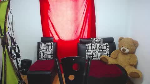 lindsey_2023 online show from March 2025 06:43:02 PM