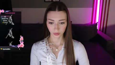 Snapshot of lindsey_mey chatting on April 2026 08:21:01 PM Lindsey online show from April 2026 08:21:01 PM