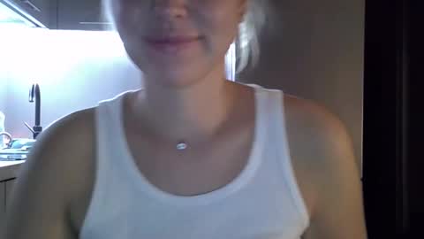 Snapshot of lindsisecret chatting on September 2025 09:15:01 PM Anna online show from September 2025 09:15:01 PM