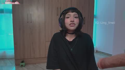Snapshot of ling_meow chatting on May 2026 01:50:01 PM Ling online show from May 2026 01:50:01 PM