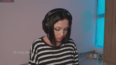 Snapshot of ling_meow chatting on July 2026 02:31:01 PM Ling online show from July 2026 02:31:01 PM