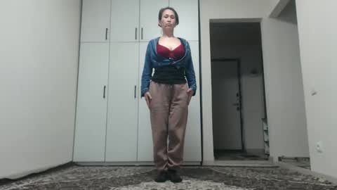 Snapshot of linkisskiss chatting on April 2026 06:52:01 AM LinKissKiss online show from April 2026 06:52:01 AM