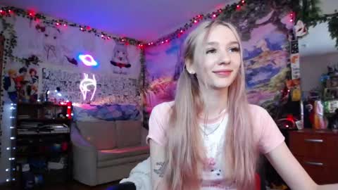 Snapshot of linlin_cuteeee chatting on February 2025 02:06:02 AM Lin online show from February 2025 02:06:02 AM