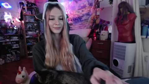 Snapshot of linlin_cuteeee chatting on September 2025 08:46:01 PM Lin online show from September 2025 08:46:01 PM