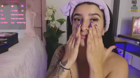 Snapshot of linoshka_1 chatting on July 2026 01:01:01 AM Luciana online show from July 2026 01:01:01 AM