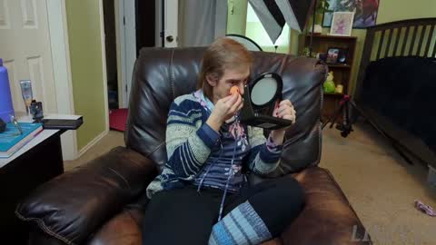 Linzy19 online show from January 2025 06:52:01 PM