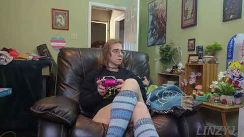 Linzy19 online show from January 2025 06:23:01 PM