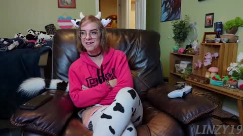 Linzy19 online show from January 2025 08:04:01 PM